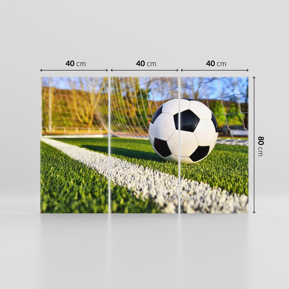 Obraz na płótnie 120x80 - Pasja na Boisku: Piłka Nożna - boisko, piłka