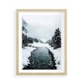 Plakat w ramie 50x70 - Zimowa Przyroda: Rzeka, Góry i Śnieg - zima, rzeka - rama drewno