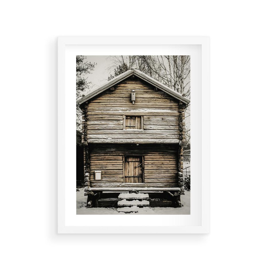 Plakat w ramie 30x40 - Stary Drewniany Dom w Śniegu - stary drewniany dom, zima - rama biała