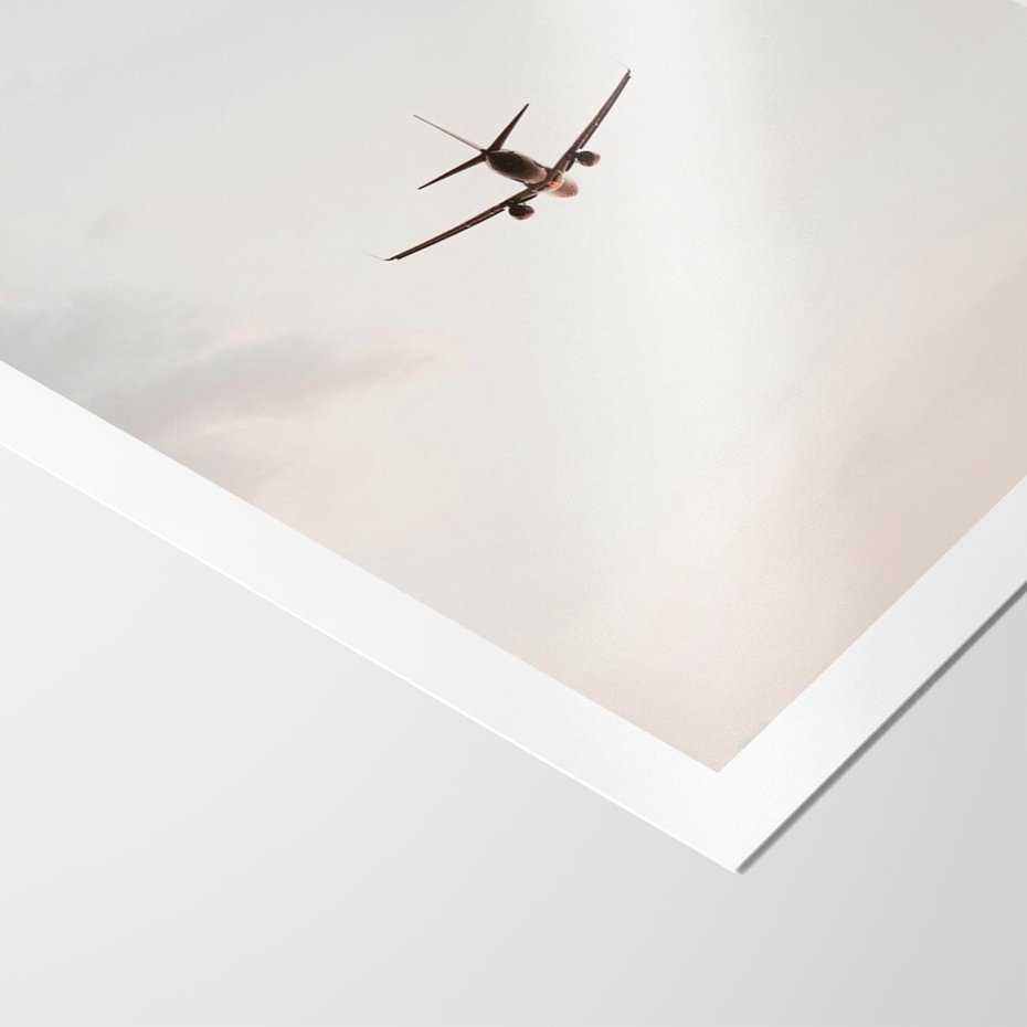 Plakat bez ramy 21x30 - W Powietrzu: Samolot na Niebie - samolot w przestworzach, samolot na niebie