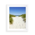 Plakat w ramie 40x50 - Relaks nad Morskimi Wzgórzami - plaża, wydmy - rama biała