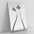 Obraz na płótnie 70x100 - Samotne Palmy - czarno biała fotografia, dwie samotne palmy