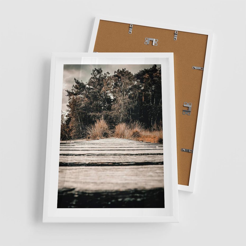 Plakat w ramie 50x70 - Fotografia w Ciepłych Barwach - odcienie brązu, fotografia - rama biała