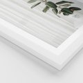 Plakat w ramie 50x70 - Kwiat w Bieli - kwiat w doniczce, białe wnętrze - rama biała