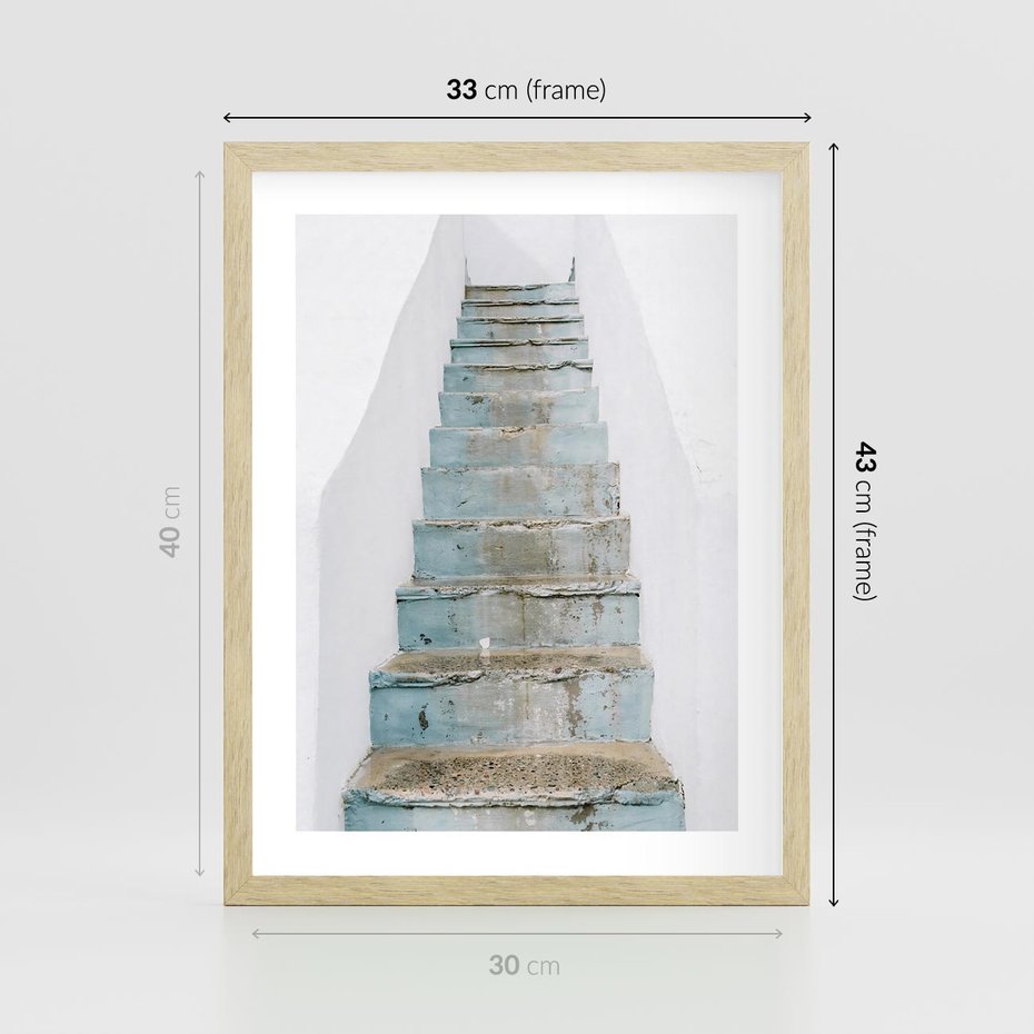 Plakat w ramie 30x40 - Niebieskie Schody Santorini - stare kamienne schody, niebieskie schody - rama drewno