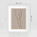 Plakat w ramie 40x50 - Intrygujące Szkice - mnimalistyczny akt kobiecy, beżowa tonacja - rama biała