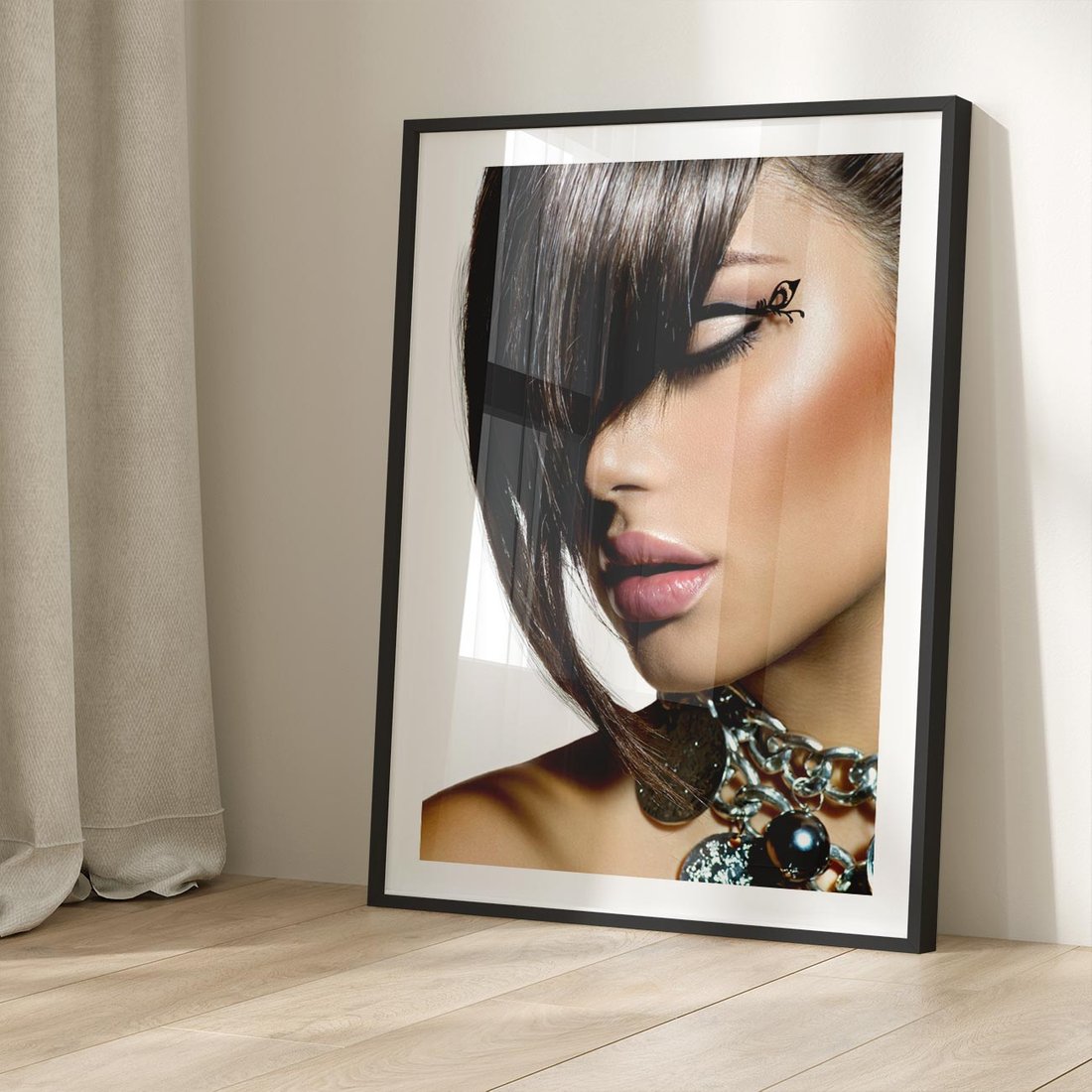 Plakat w ramie 30x40 - Kobieca Fryzura w Ruchu - fryzura, kobieta - rama czarna