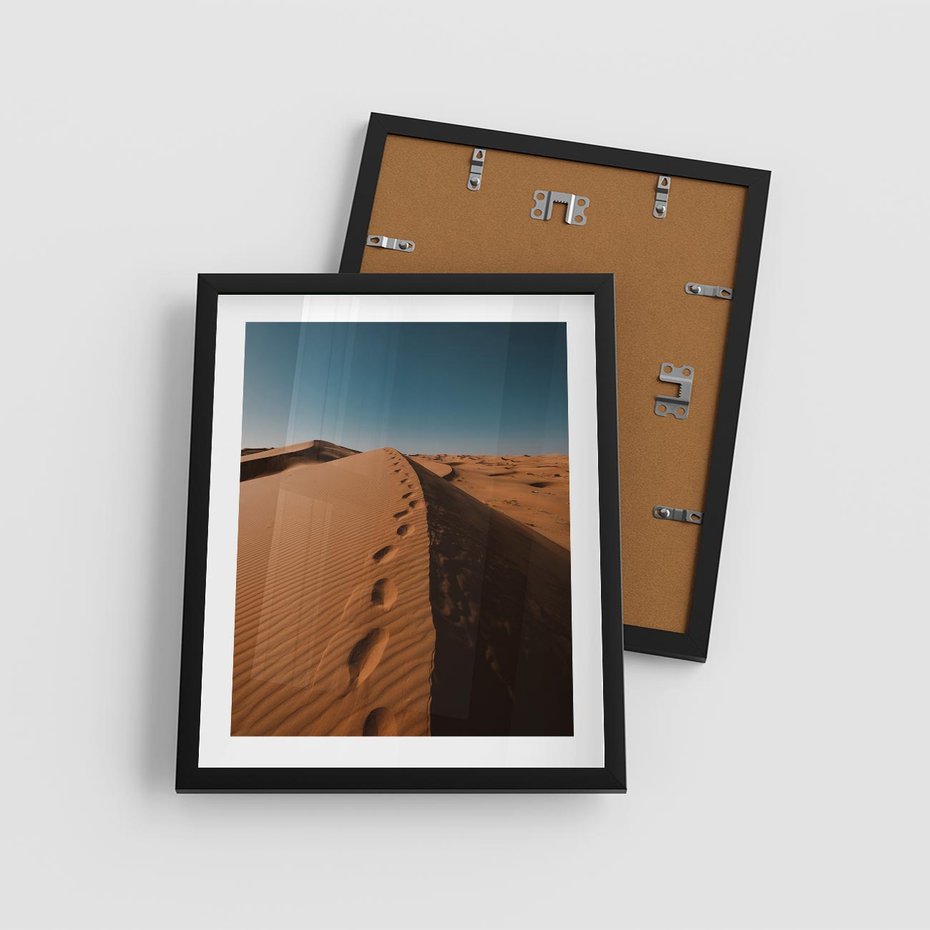 Plakat w ramie 40x50 - Piasek pustyni w ogniu - pustynia, piasek - rama czarna