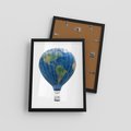 Plakat w ramie 30x40 - Podróżniczy balon nad ziemią - balon, ziemia - rama czarna