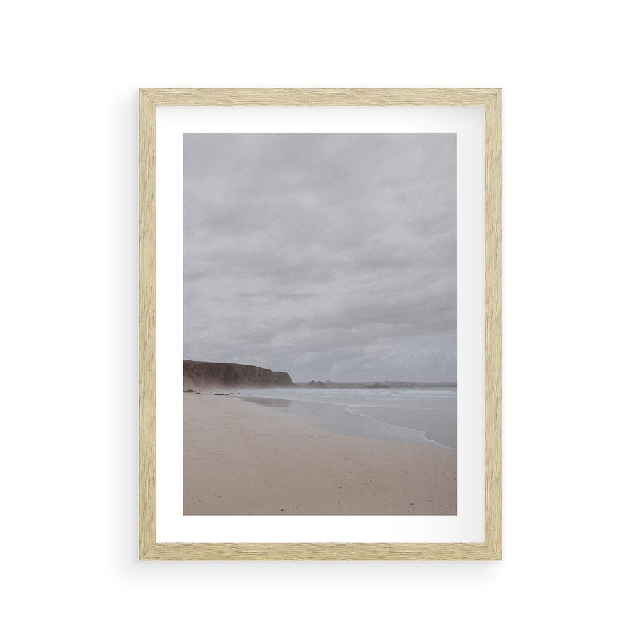 Plakat w ramie 30x40 - Mglista plaża - plaża, mgła - rama drewno