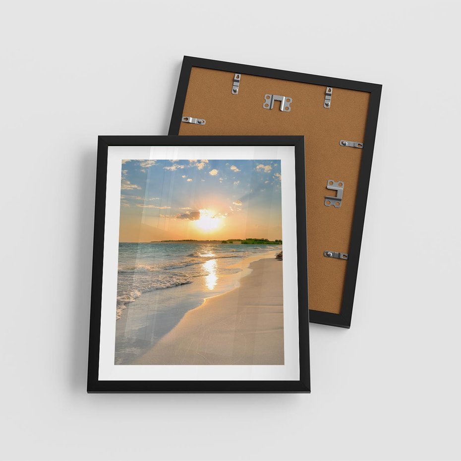 Plakat w ramie 40x50 - Zachód słońca na plaży - plaża, zachód - rama czarna