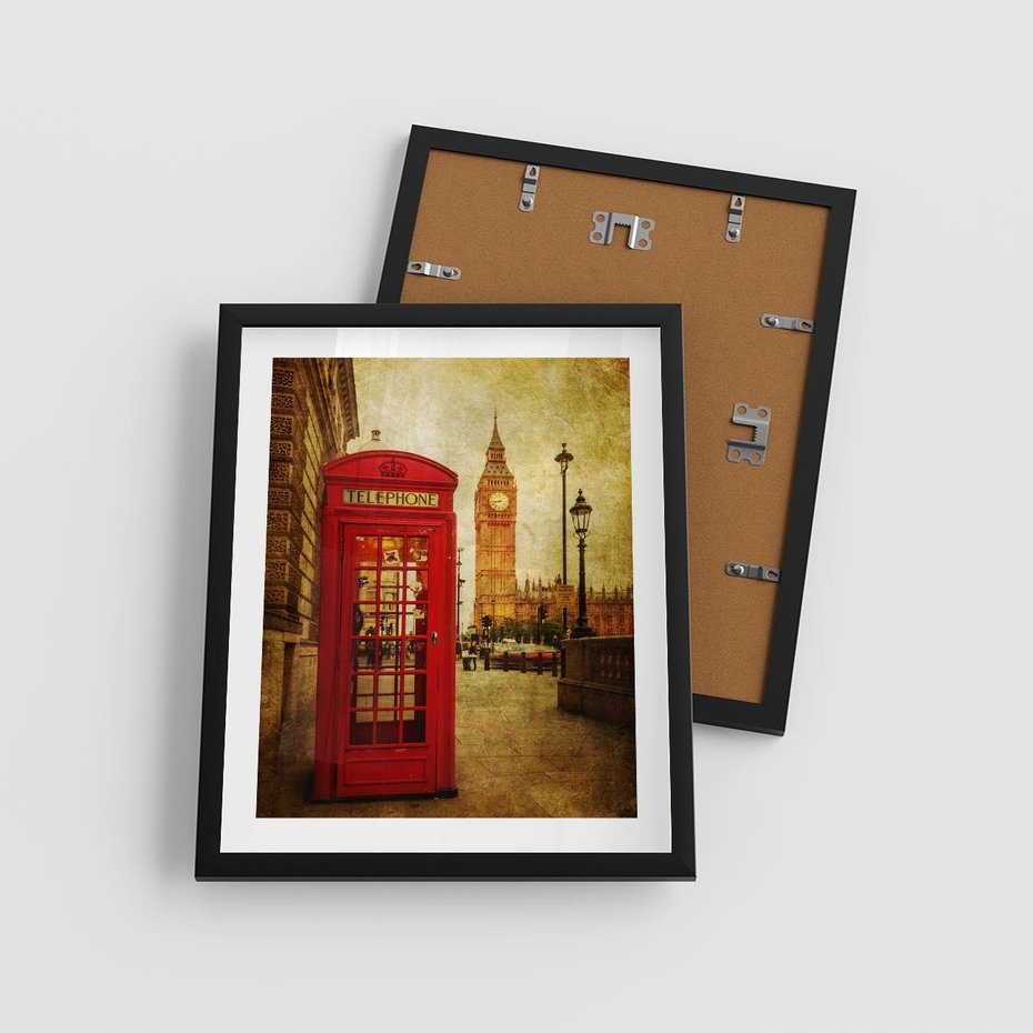 Plakat w ramie 40x50 - Ikoniczna budka telefoniczna w Londynie - sepia, budka - rama czarna