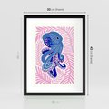 Plakat w ramie 30x40 - Rozkwitające marzenia - abstrakcyjna kompozycja, niebieska ośmiornica wśród różowej roślinnośći - rama czarna