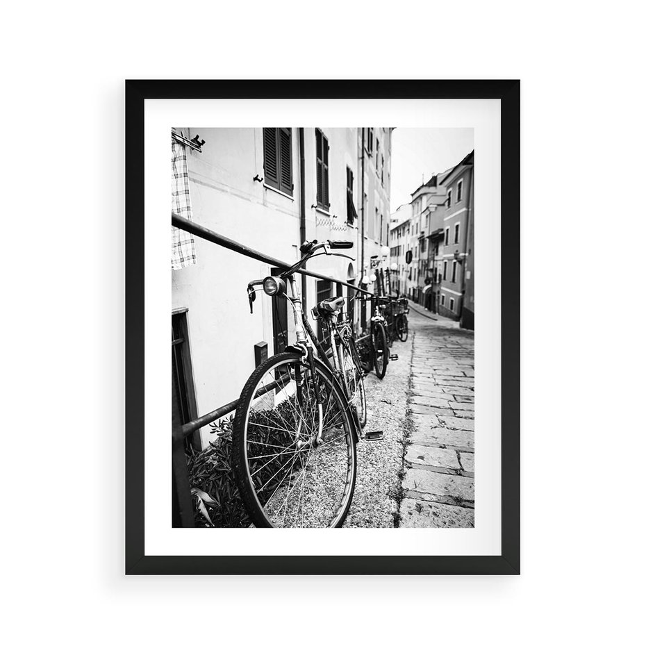 Plakat w ramie 40x50 - Rower w Kontraście - rower, czarno - rama czarna