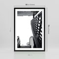 Plakat w ramie 50x70 - Monochromatyczna Sceneria Wieżowców - architektura, wieżowce - rama czarna