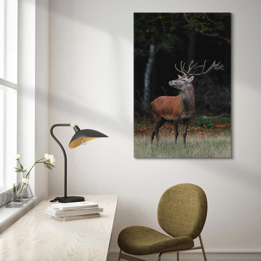 Obraz na płótnie 50x70 - Spotkanie z naturą - jeleń, las