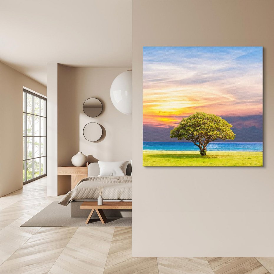 Obraz na płótnie 40x40 - Drzewo z Morzem i Zieloną Trawą - drzewo, morze