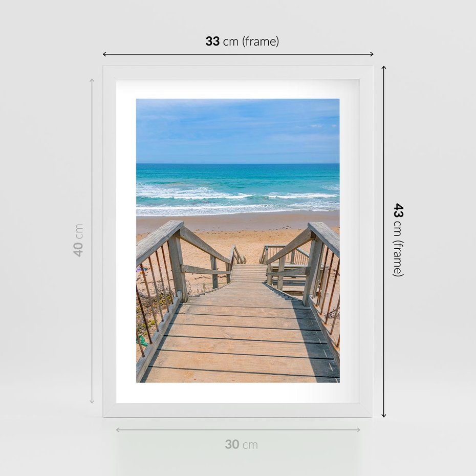 Plakat w ramie 30x40 - Pomost ku Morzu - pomost na plaży, morze - rama biała