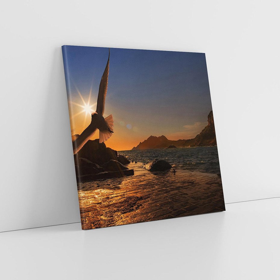 Obraz na płótnie 70x70 - Zachód słońca nad morzem z mewą - mewa, morze