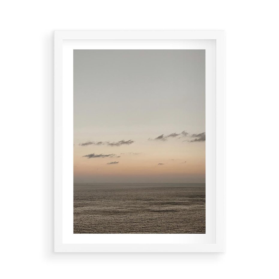 Plakat w ramie 50x70 - Chwila Romantyzmu - morze, niebo - rama biała