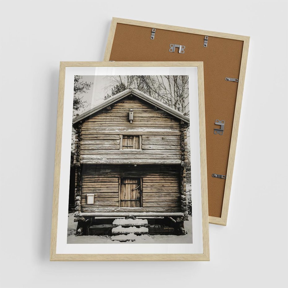 Plakat w ramie 50x70 - Stary Drewniany Dom w Śniegu - stary drewniany dom, zima - rama drewno