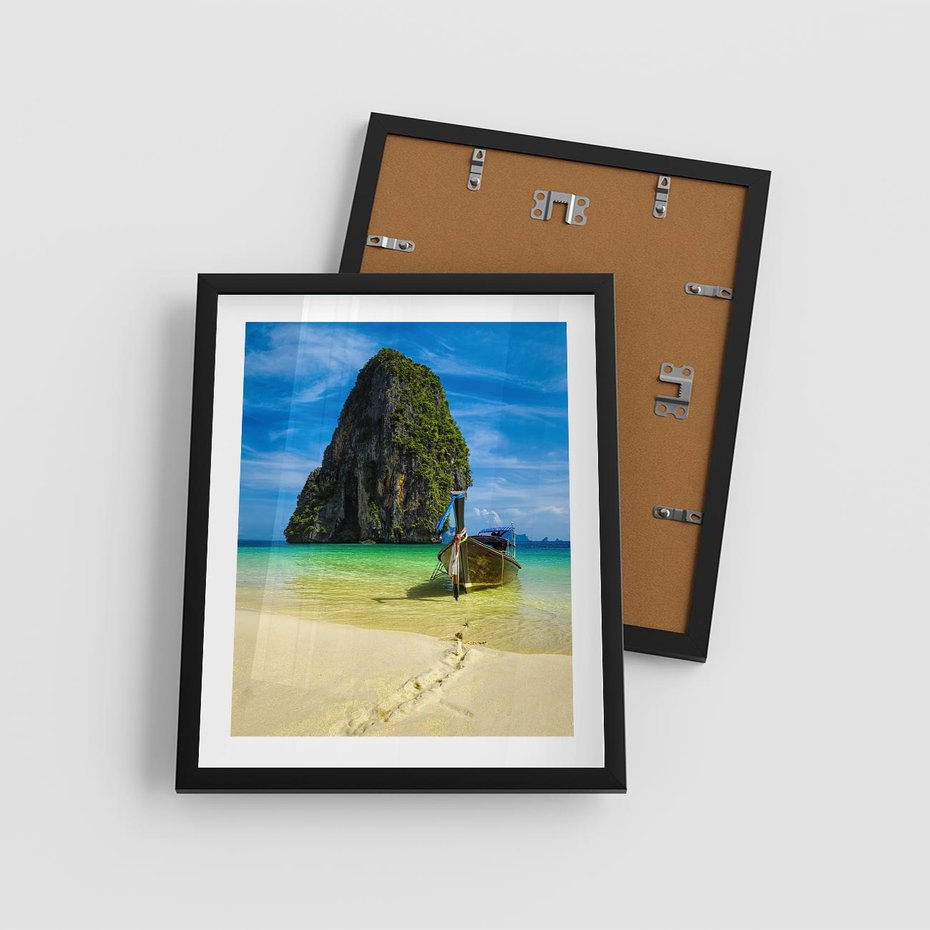 Plakat w ramie 40x50 - Łódź nad Morzem - łodź, morze - rama czarna