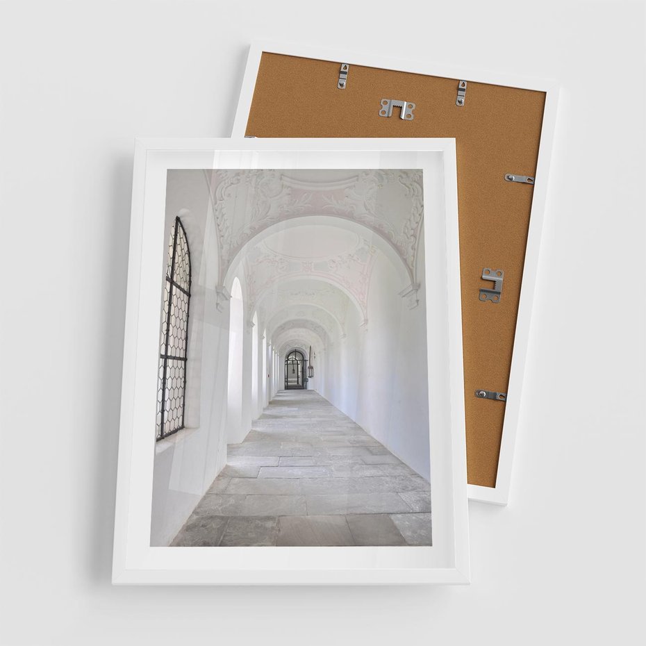 Plakat w ramie 50x70 - Architektoniczne Przejście - architektura, korytarz - rama biała