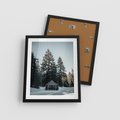 Plakat w ramie 40x50 - Chatka w Górach w Czasie Zimy - chatka w górach, zima - rama czarna
