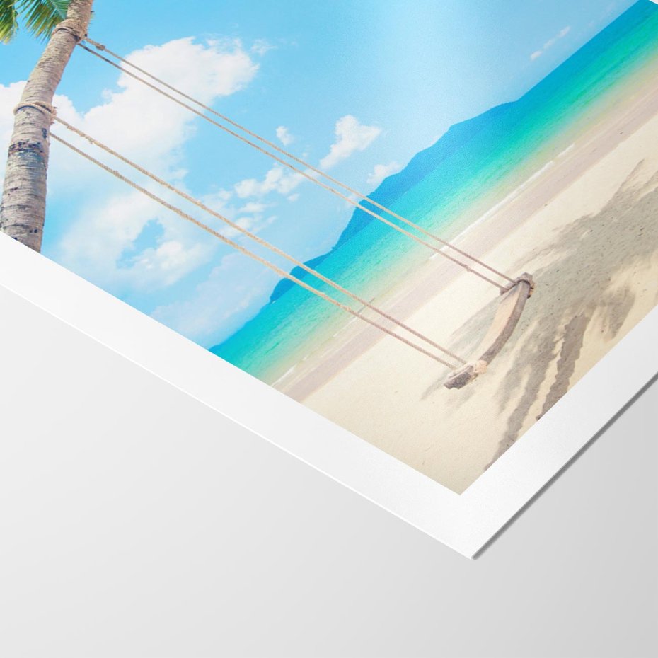 Plakat bez ramy 40x50 - Hawajska palma i huśtawka na plaży - palma, huśtawka