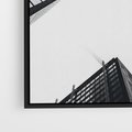 Obraz w ramie 50x50 - Nowoczesna Dynamika - perspektywa, wieżowce - rama czarna