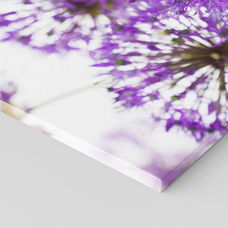 Obraz na płótnie 50x70 - Kwiatowe pejzaże: natura w rozkwicie - kwiaty, natura