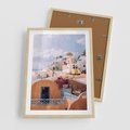 Plakat w ramie 50x70 - Błękit Morza i Białe Domki - Santorini, wyspa - rama drewno