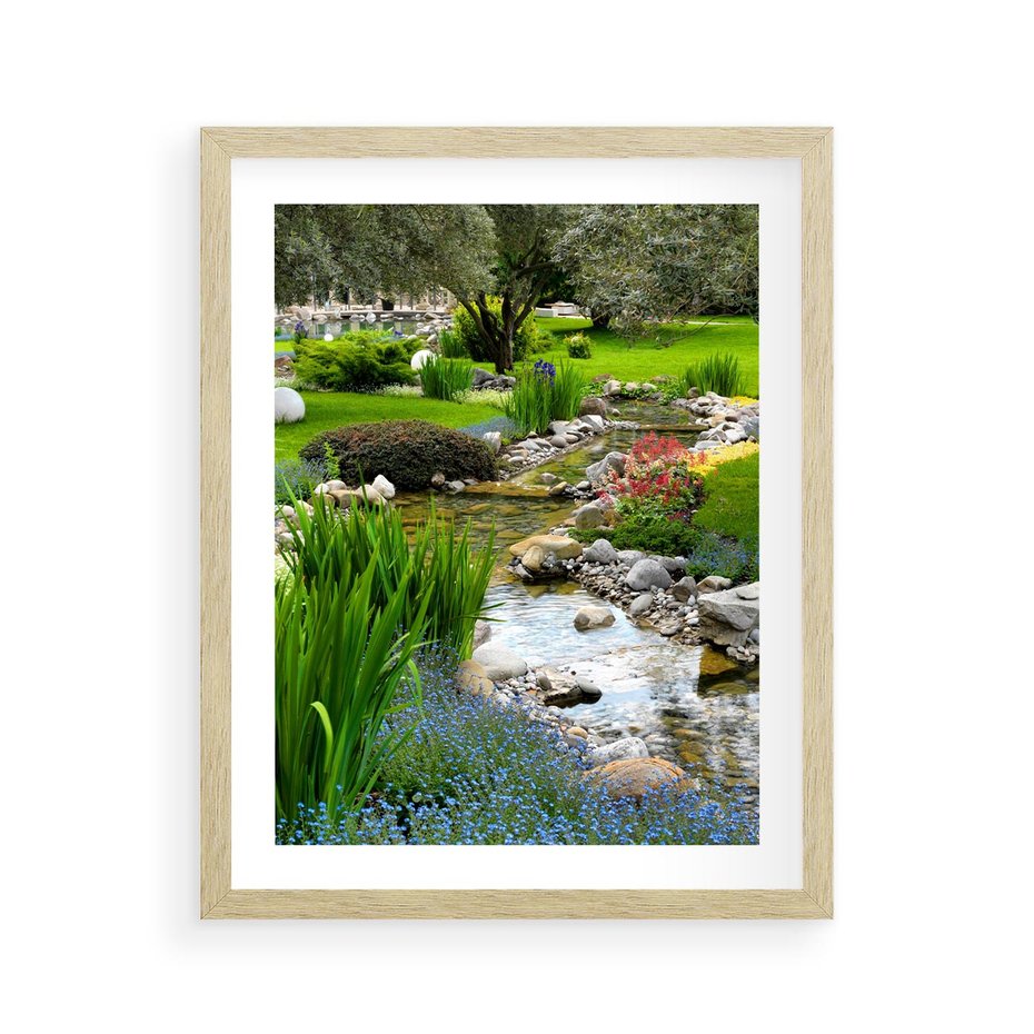 Plakat w ramie 40x50 - Ogródowy Strumyk - strumyk, ogród - rama drewno
