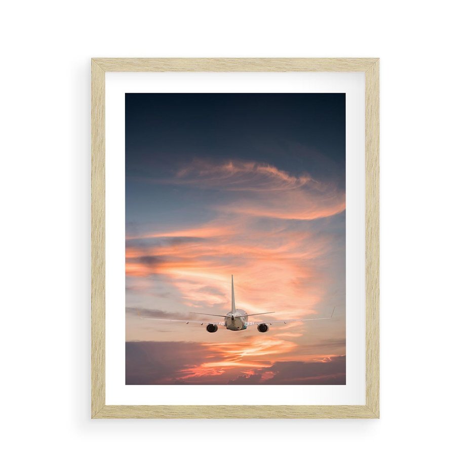 Plakat w ramie 40x50 - Podróż w Kierunku Słońca - samolot, samolot w powietrzu - rama drewno