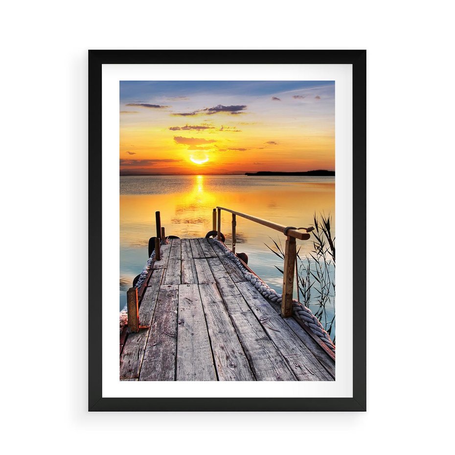 Plakat w ramie 50x70 - Zachód nad jeziorem z pomostem - pomost, jezioro - rama czarna