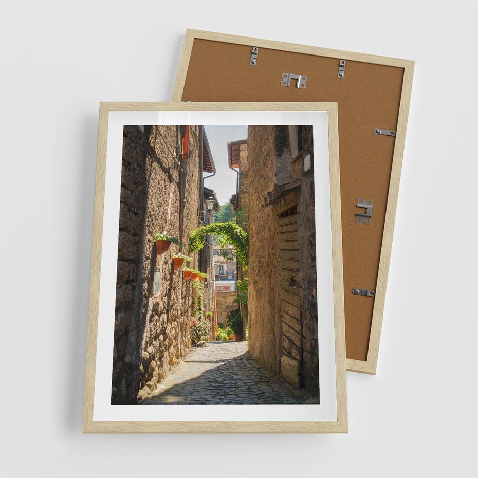 Plakat w ramie 50x70 - Włoska uliczka w perspektywie - Włochy, uliczka - rama drewno