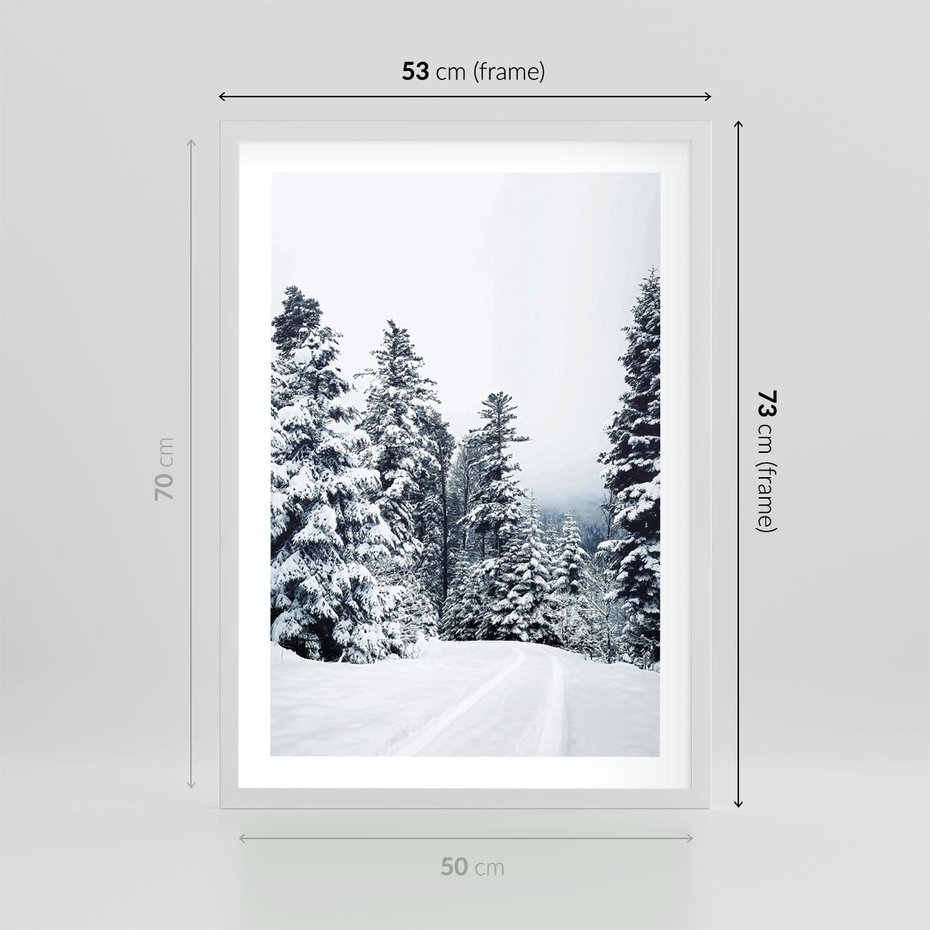 Plakat w ramie 50x70 - Zimowy Las Pod Kołdrą - las, zima - rama biała