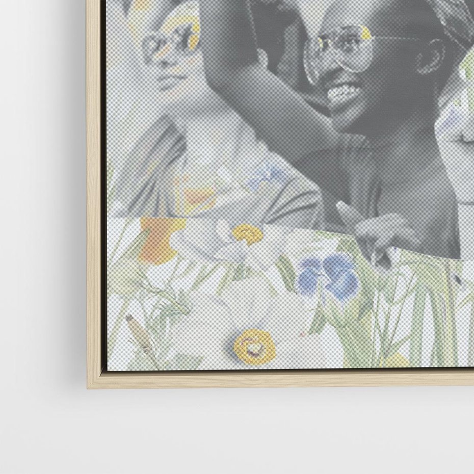 Obraz w ramie 80x80 - Księga zaklętych marzeń - kolaż, czarnobiałe zdjęcie wesołych młodych ludzi - rama drewno