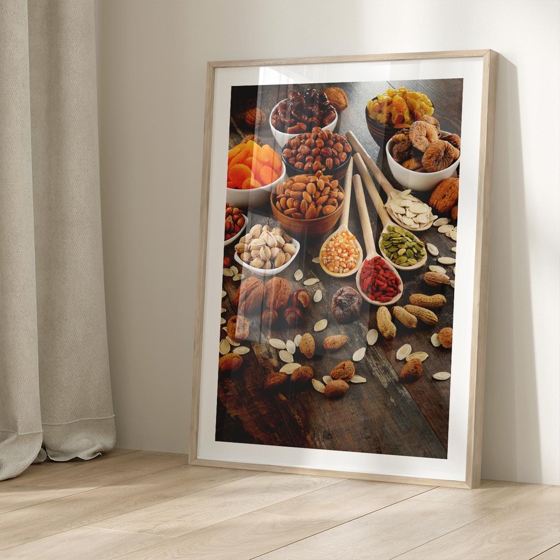 Plakat w ramie 50x70 - Szlachetne smaki kuchni - nasiona, bakalie - rama drewno