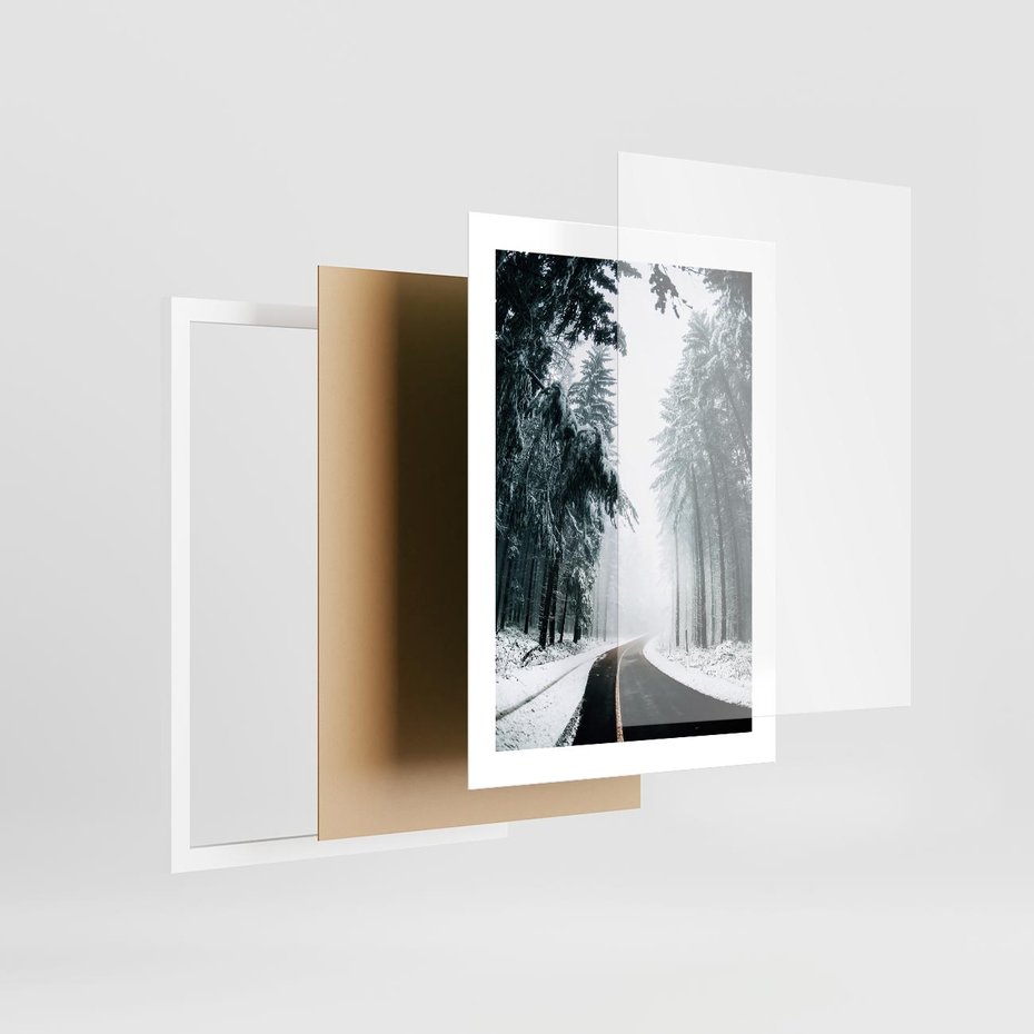 Plakat w ramie 30x40 - Droga przez Zimowy Las - drzewa, śnieg - rama biała