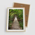 Plakat w ramie 50x70 - Przez Dżunglę - most, linowy - rama drewno