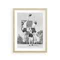 Plakat w ramie 30x40 - Sport to Zdrowie - retro zdjęcie, czarno białe - rama drewno