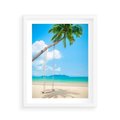 Plakat w ramie 40x50 - Hawajska palma i huśtawka na plaży - palma, huśtawka - rama biała