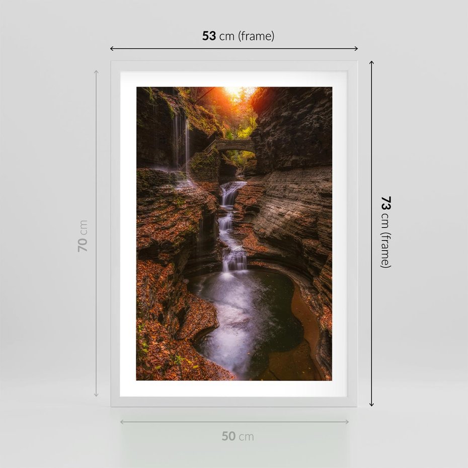 Plakat w ramie 50x70 - Barwna Harmonia - strumień, las - rama biała