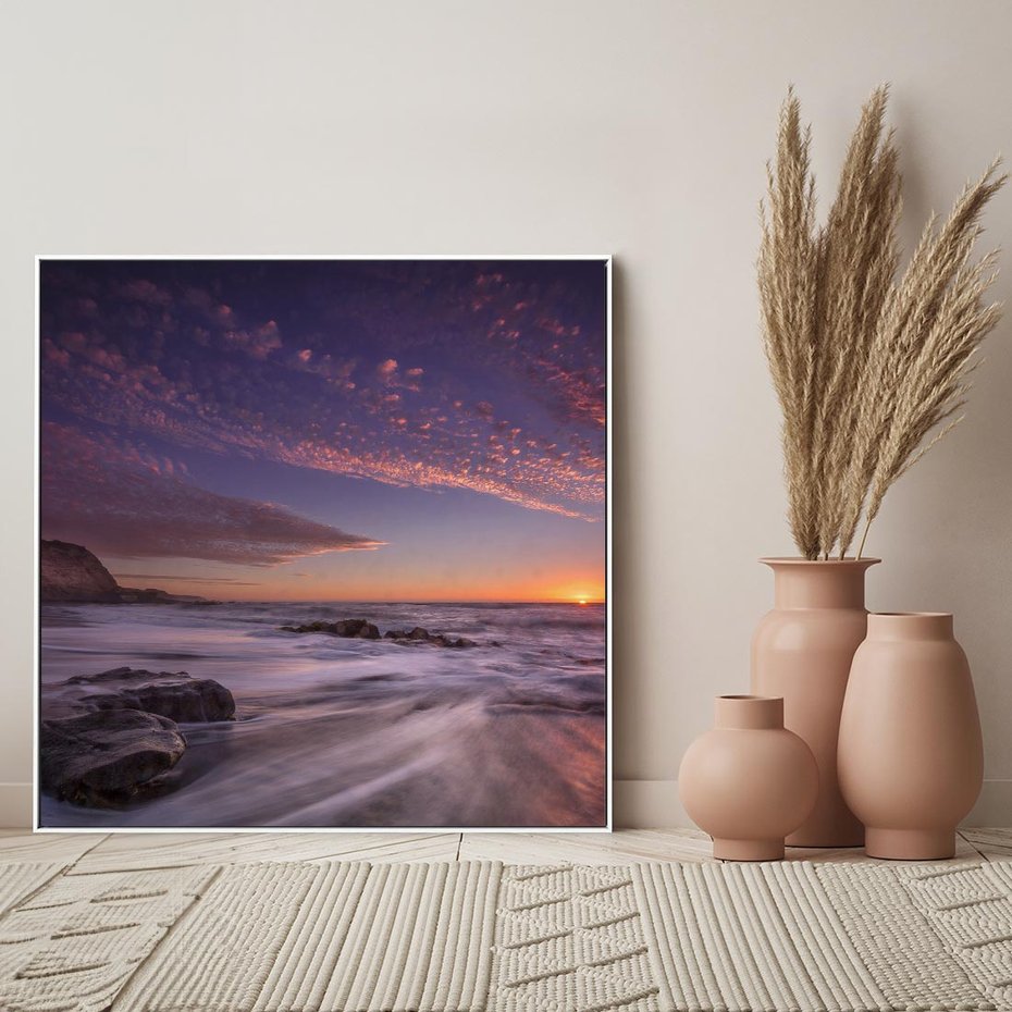 Obraz w ramie 50x50 - Spojrzenie w głąb duszy - zachód słońca, zmierzch - rama biała