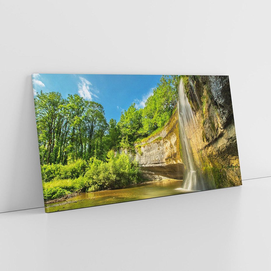 Obraz na płótnie 120x60 - Wodospad: Skały w ruchu - wodospad, las