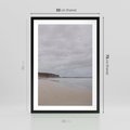 Plakat w ramie 50x70 - Mglista plaża - plaża, mgła - rama czarna