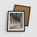 Plakat w ramie 40x50 - Kolumny Elegancji - architektura, kolumny - rama czarna