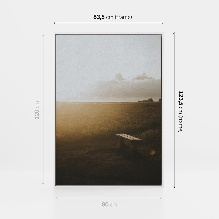 Obraz w ramie 80x120 - Mglisty zachód słońca na ławeczce - mgła, zachód - rama biała