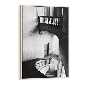 Obraz w ramie 70x100 - Po Schodach w Dół - czarno białą fotgrafia, zakręcone schody w starek kamienicy - rama drewno